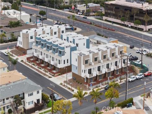 912 Georgia 104 , Huntington Beach, CA