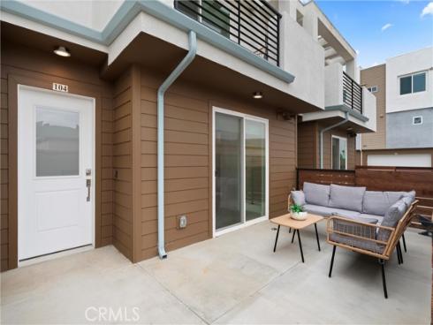 912 Georgia 104 , Huntington Beach, CA