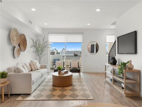 912 Georgia 104 , Huntington Beach, CA