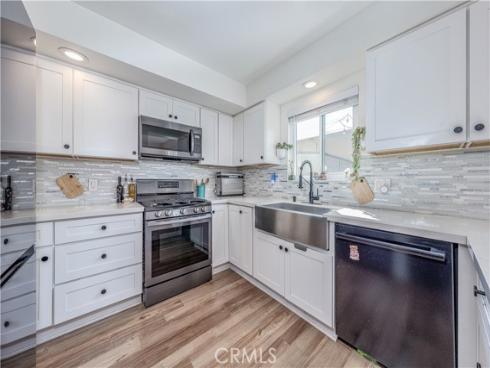 9793 Cornwall Drive, Huntington Beach, CA