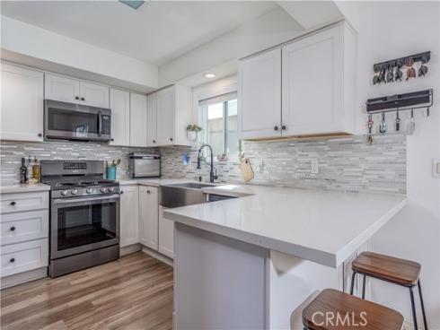 9793 Cornwall Drive, Huntington Beach, CA