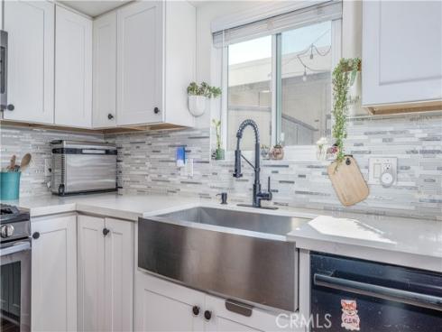 9793 Cornwall Drive, Huntington Beach, CA