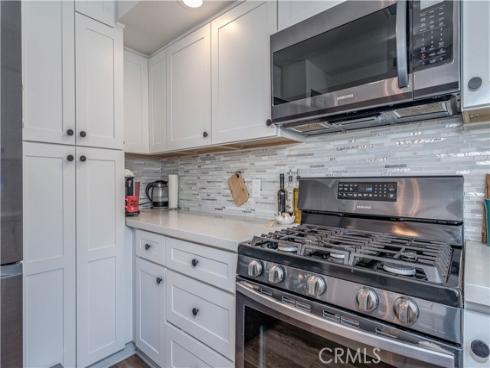 9793 Cornwall Drive, Huntington Beach, CA