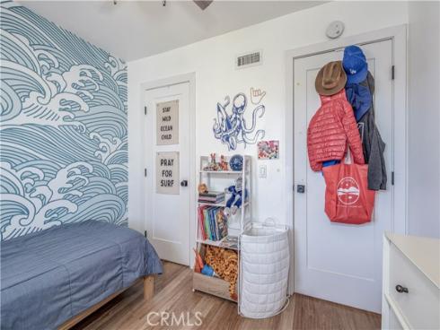 9793 Cornwall Drive, Huntington Beach, CA