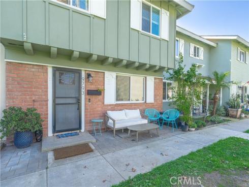 9793 Cornwall Drive, Huntington Beach, CA