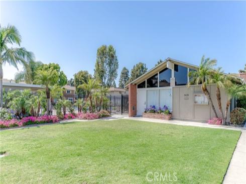 9793 Cornwall Drive, Huntington Beach, CA