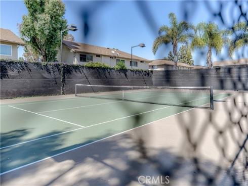 9793 Cornwall Drive, Huntington Beach, CA