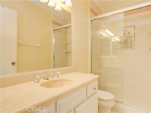 8933 Amador 1317C Circle, Huntington Beach, CA