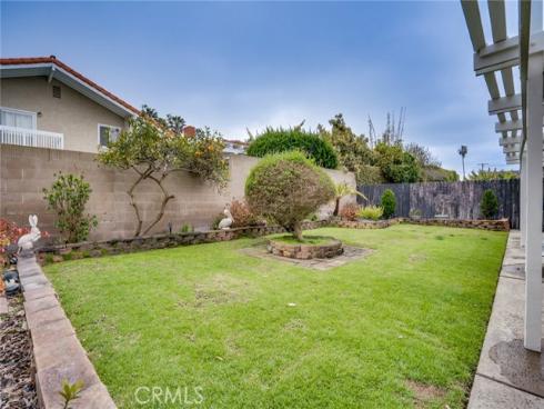 8292 Snowbird Drive, Huntington Beach, CA