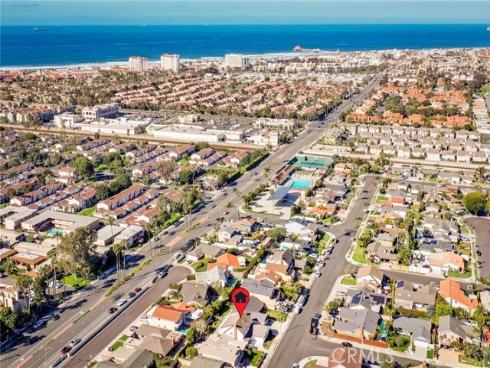 8292 Snowbird Drive, Huntington Beach, CA