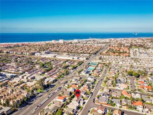 8292 Snowbird Drive, Huntington Beach, CA