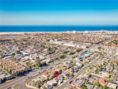 8292 Snowbird Drive, Huntington Beach, CA