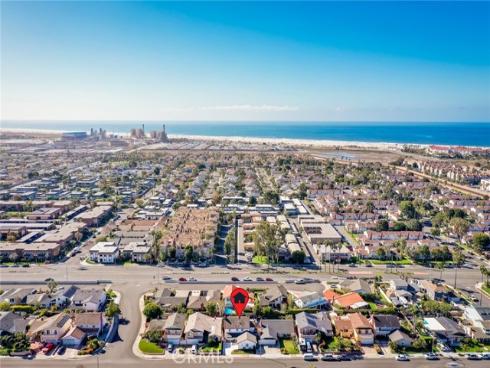 8292 Snowbird Drive, Huntington Beach, CA