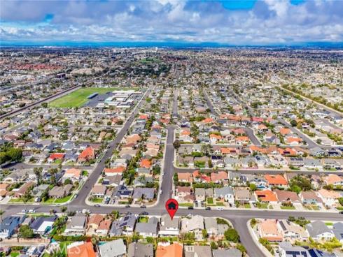 8292 Snowbird Drive, Huntington Beach, CA