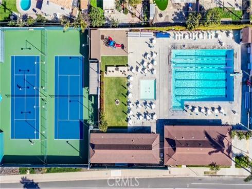 8292 Snowbird Drive, Huntington Beach, CA