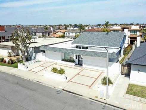 16602 Wellington C-2 Circle, Huntington Beach, CA