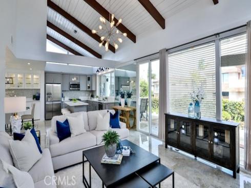 16602 Wellington C-2 Circle, Huntington Beach, CA