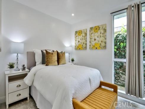 16602 Wellington C-2 Circle, Huntington Beach, CA