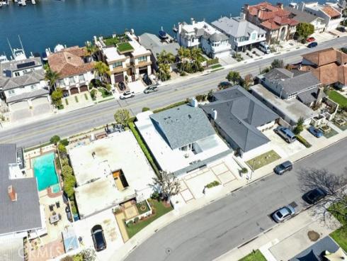 16602 Wellington C-2 Circle, Huntington Beach, CA