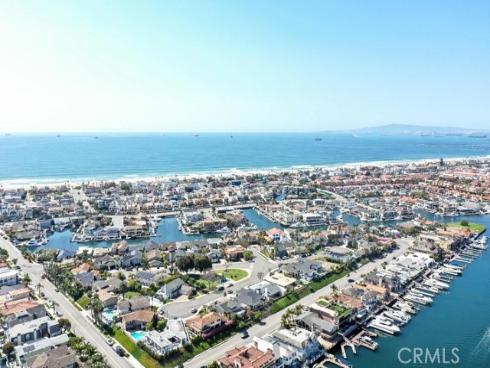 16602 Wellington C-2 Circle, Huntington Beach, CA