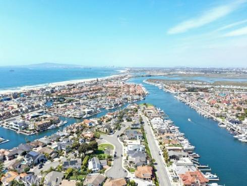 16602  Wellington  C-2  Circle, Huntington Beach, CA