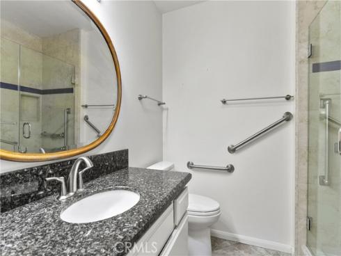 8933 Amador 1316E Circle, Huntington Beach, CA