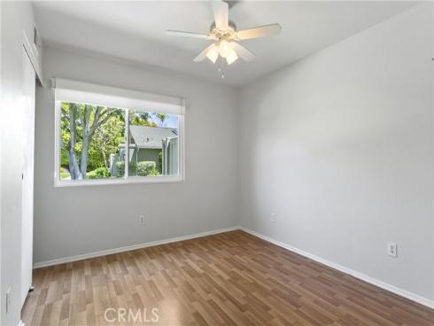 8933 Amador 1316E Circle, Huntington Beach, CA