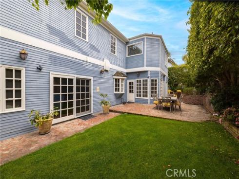 16101 Whitecap Lane, Huntington Beach, CA