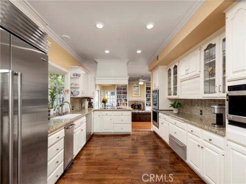 16101 Whitecap Lane, Huntington Beach, CA