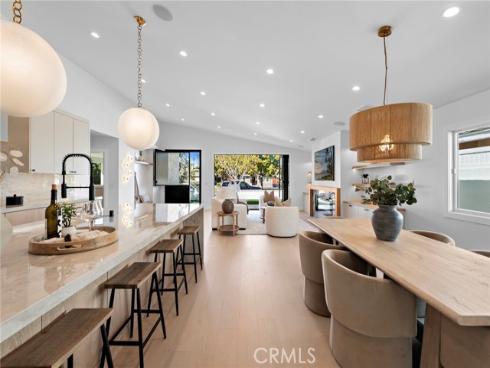 1740 Main Street, Huntington Beach, CA