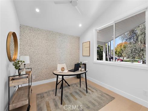 1740 Main Street, Huntington Beach, CA