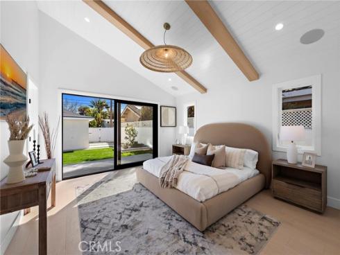 1740 Main Street, Huntington Beach, CA