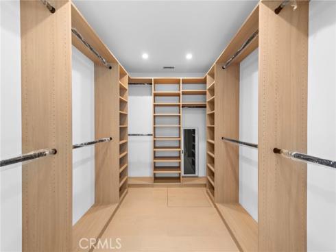 1740 Main Street, Huntington Beach, CA