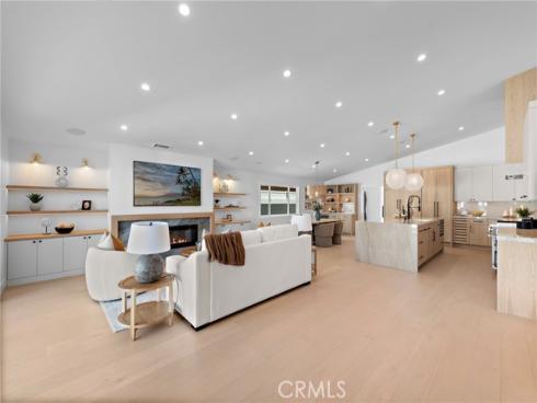 1740 Main Street, Huntington Beach, CA