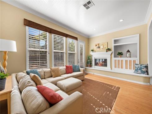 6552 Feather Drive, Huntington Beach, CA