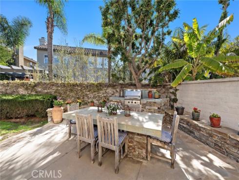 6552 Feather Drive, Huntington Beach, CA