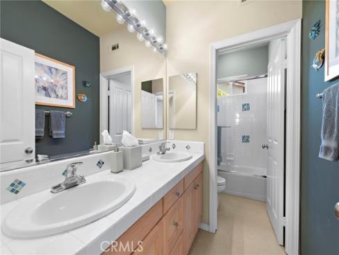 6552 Feather Drive, Huntington Beach, CA