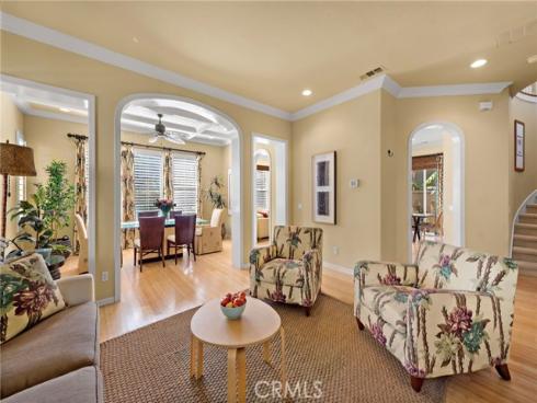 6552 Feather Drive, Huntington Beach, CA