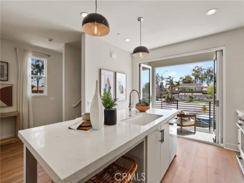 19011 Main 125 Street, Huntington Beach, CA