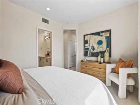 19011 Main 125 Street, Huntington Beach, CA