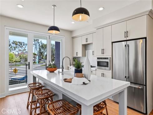 19011 Main 125 Street, Huntington Beach, CA