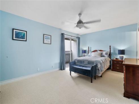 18815 Thornwood CI32 Circle, Huntington Beach, CA