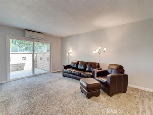 8777 Coral Springs 11B Court, Huntington Beach, CA
