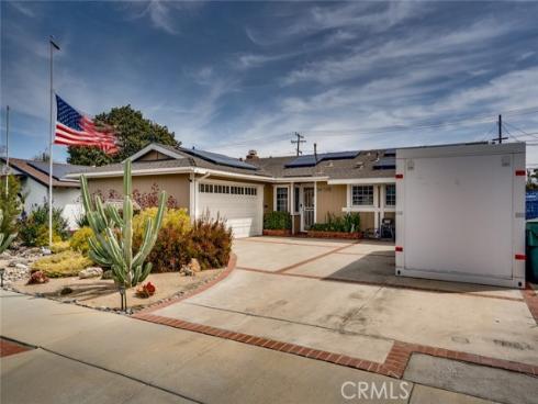 16372  Hollywood   Lane, Huntington Beach, CA