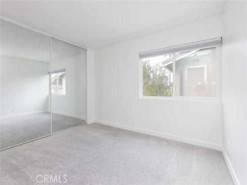 18141 Lakepoint Lane, Huntington Beach, CA