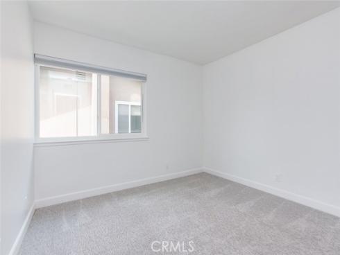 18141 Lakepoint Lane, Huntington Beach, CA