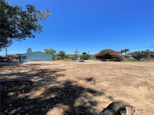 2410 Florida Street, Huntington Beach, CA