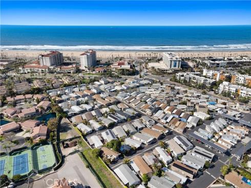80 Huntington 603 Street, Huntington Beach, CA