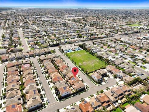 19382 Lamb Lane, Huntington Beach, CA