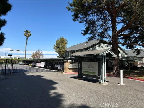 18232 Parkview 103 Lane, Huntington Beach, CA